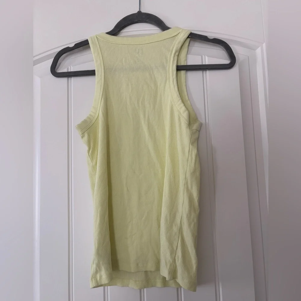 GAP Ribbed Tank Top - Picture 5 of 5